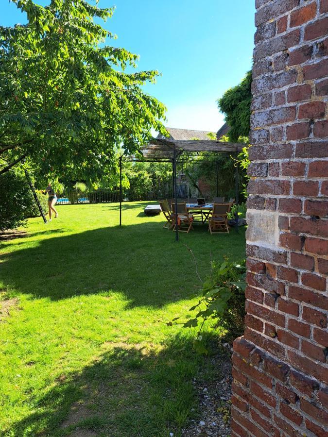 Maison De Vacances A La Campagne Avec Piscine "Maison Simon" Aubencheul-aux-Bois Exterior foto